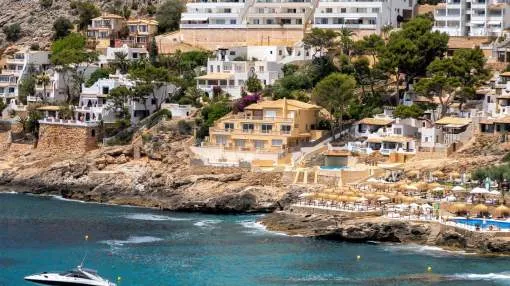 Unique investment opportunity in the frontline location with direct sea access Unique investment opportunity in the frontline location with direct sea access