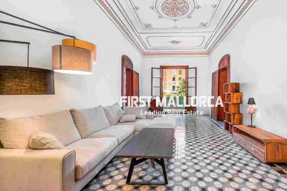 Magnificent time period apartment in prime location at Palma's Paseo del Borne