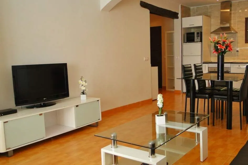 Charming apartment with sea views in a residential complex with swimming pool.