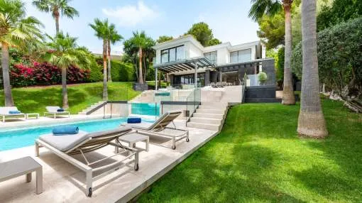 Beautiful & spacious luxury villa in Bendinat frontline to the golf with the most amazing swimming pool you have ever seen Beautiful & spacious luxury villa in Bendinat frontline to the golf with the most amazing swimming pool you have ever seen
