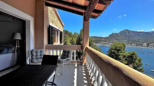 Apartment with panoramic views and access to the sea in Puerto de Soller.