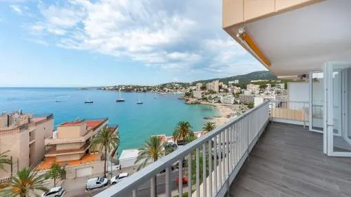 Modern renovated apartment with fantastic sea views near Palma for sale
