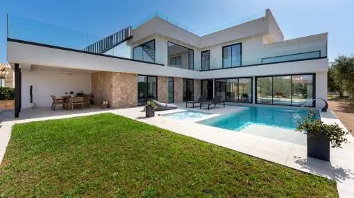 Modern villa with many highlights in Sa Cabaneta, just 20 minutes from Palma. Modern villa with many highlights in Sa Cabaneta, just 20 minutes from Palma.