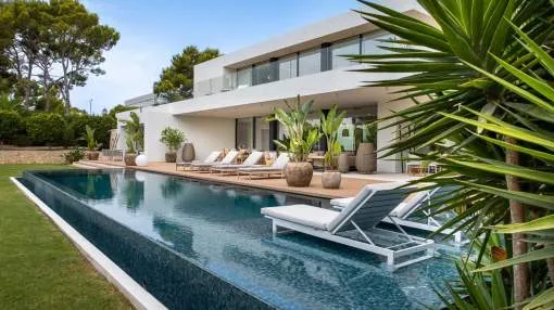 Spacious and bright newly built villa in an exclusive location in Nova Santa Ponsa Spacious and bright newly built villa in an exclusive location in Nova Santa Ponsa