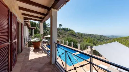 Quietly located finca with spectacular panoramic views Quietly located finca with spectacular panoramic views