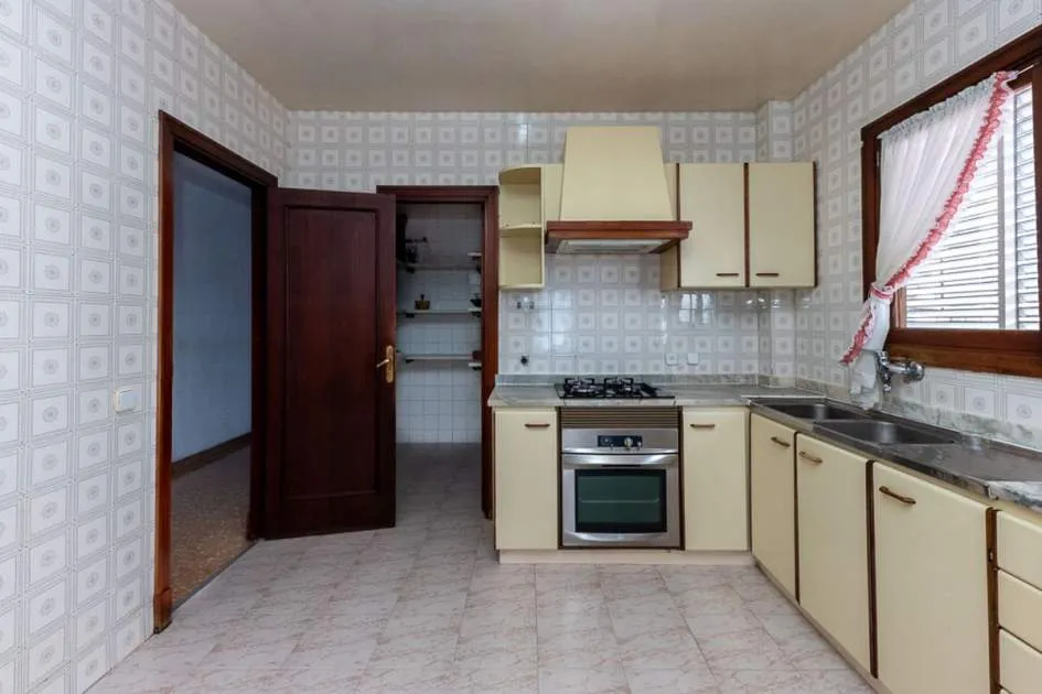 Magnificent flat to be refurbished on the Paseo Marítimo of Palma