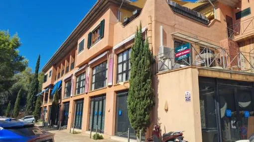 Commercial premises of 200 m2 close to Portals Nous with private parking for 7 cars Commercial premises of 200 m2 close to Portals Nous with private parking for 7 cars