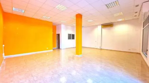 Commercial property for rent in Palmanyola.