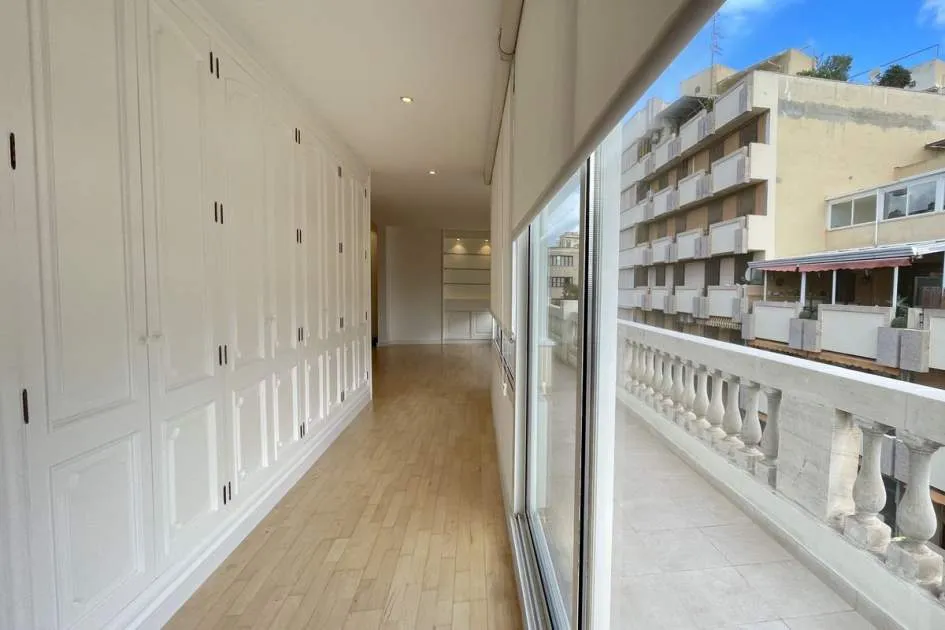 Penthouse 2 minutes from Corte Inglés in the center of Palma