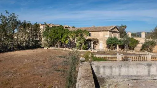 Beautiful classified property on a extensive plot of land in Manacor