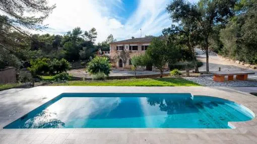 Fantastic Finca with Guest Apartment, Separate Guest House, Stables, and Pool between Felanitx and Son Macia