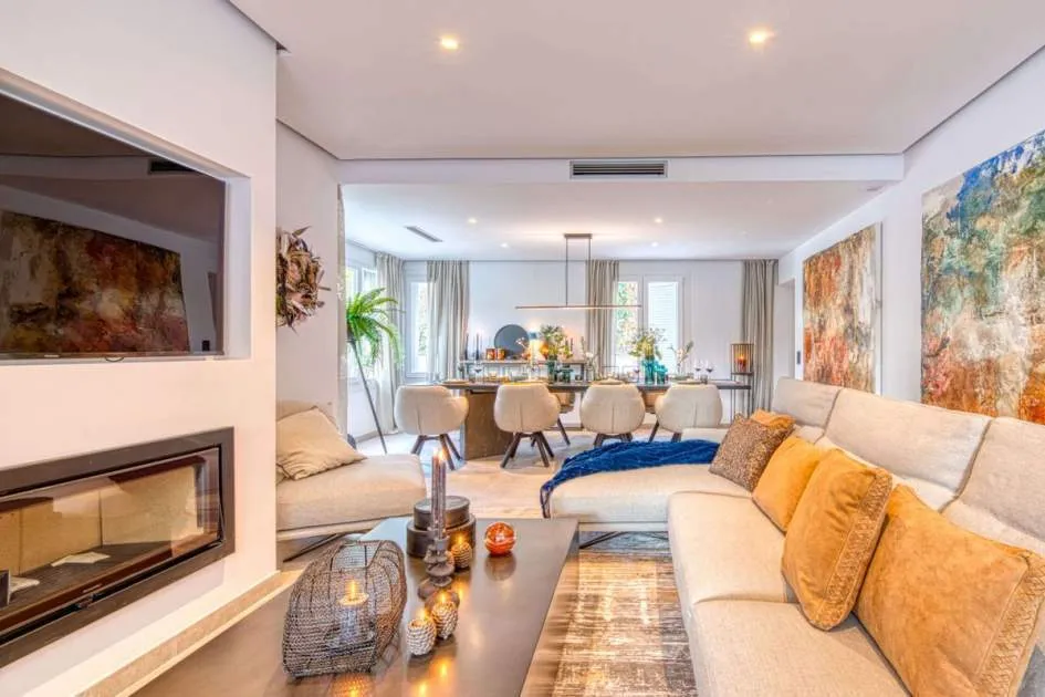 Beautiful Villa in Arenal with an integral part as a gastronomic establishment.