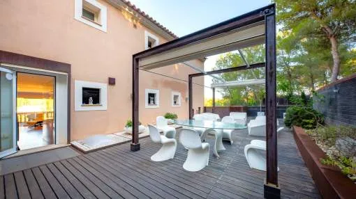 Beautiful apartment for sale in Port Andratx with private garden