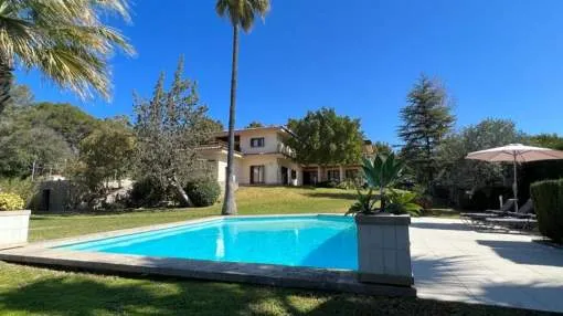 Rustic finca with panoramic views in Inca