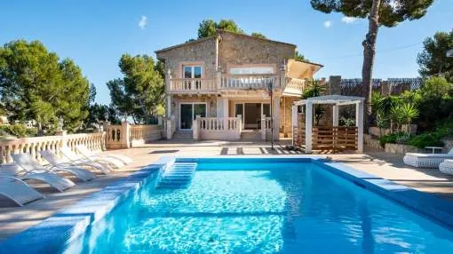 Existing property with new project and building licence on a double plot in Costa den Blanes Existing property with new project and building licence on a double plot in Costa den Blanes