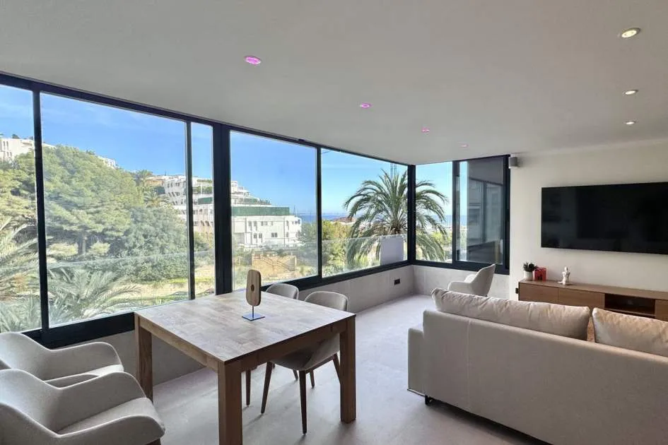 Luxury apartment with sea views and direct access to the port in Puerto Portals for sale
