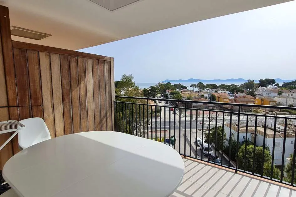 Apartment with sea views in Alcudia