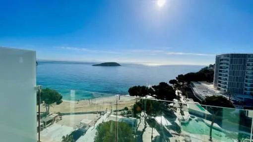 Very bright flat with spectacular views. Very bright flat with spectacular views.