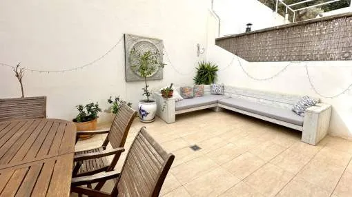 Charming townhouse walking distance to Bendinat Beach