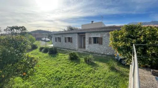 Rustic finca with views of the Tramuntana mountains in Selva