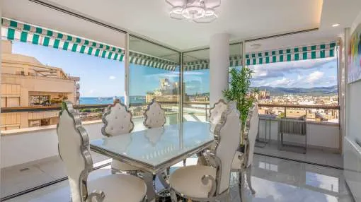 GORGEOUS 4 BEDROOM APARTMENT WITH BREATHTAKING VIEWS IN PALMA