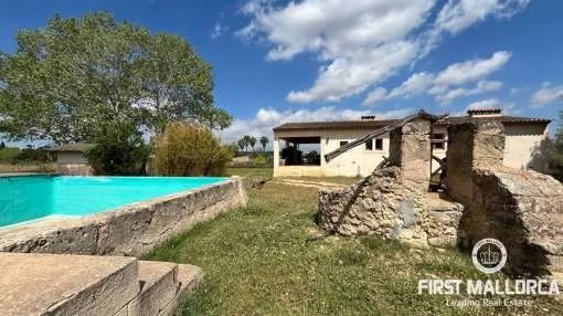 Charming finca near Sencelles with vineyards and olive trees