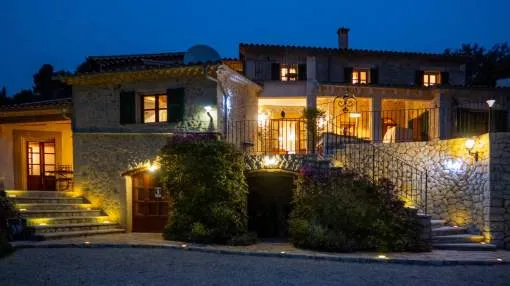 Discover this enchanting finca in the heart of Galilea Discover this enchanting finca in the heart of Galilea