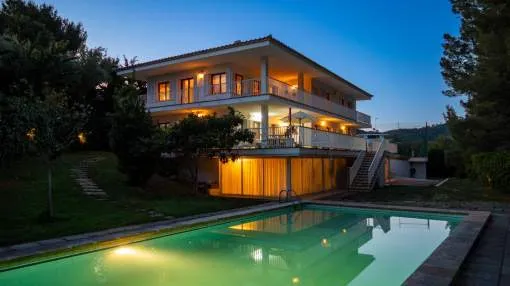 Stunning 3-storey property with private tennis court and pool in the hills of Son Quint/Pinar Park for sale Stunning 3-storey property with private tennis court and pool in the hills of Son Quint/Pinar Park for sale