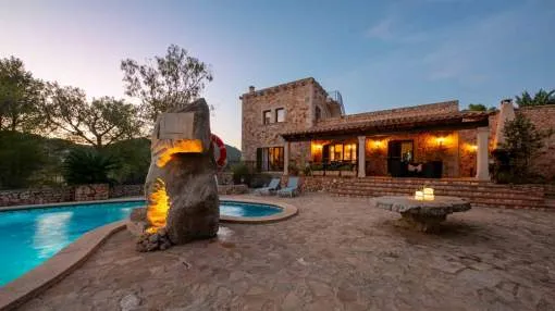 Spectacular country house with lots of charm in Felanitx. Spectacular country house with lots of charm in Felanitx.