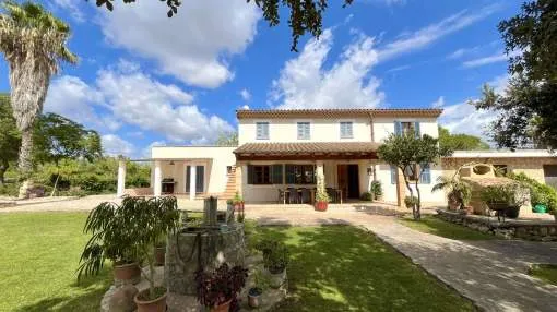 Magnificent House with Garden and Pool Just Steps from Manacor Magnificent House with Garden and Pool Just Steps from Manacor