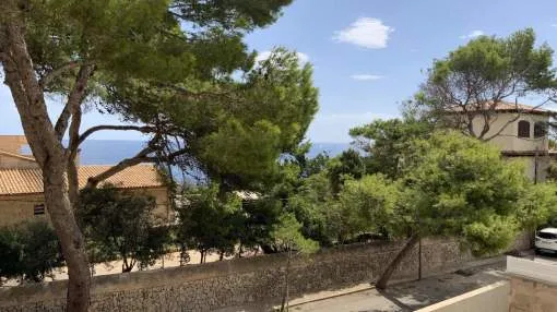 House in need of renovation with partial sea view and close to the beach in Porto Cristo House in need of renovation with partial sea view and close to the beach in Porto Cristo