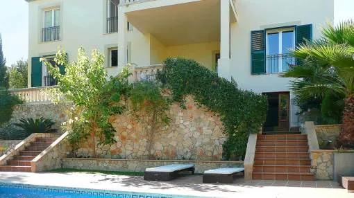 Spacious villa close to the royal Bendinat golf course Spacious villa close to the royal Bendinat golf course