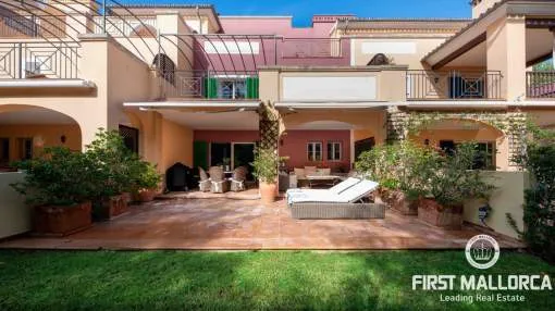 Beautiful mediterranean 3 bedroom townhouse located in an exclusive, gated community in Bendinat Beautiful mediterranean 3 bedroom townhouse located in an exclusive, gated community in Bendinat