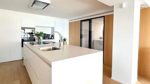 Newly built harbour view apartment on the Paseo Marítimo of Palma Newly built harbour view apartment on the Paseo Marítimo of Palma