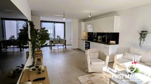 New build townhouse with pool and garage in Colonia Sant Jordi