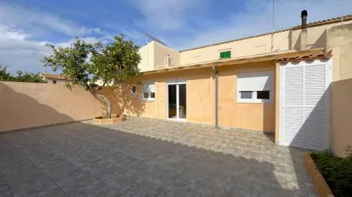 Newly refurbished ground floor in Ses Salines. Newly refurbished ground floor in Ses Salines.