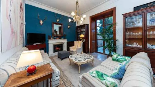 Impressive Manor house with a lot character located in the heart of Alaró