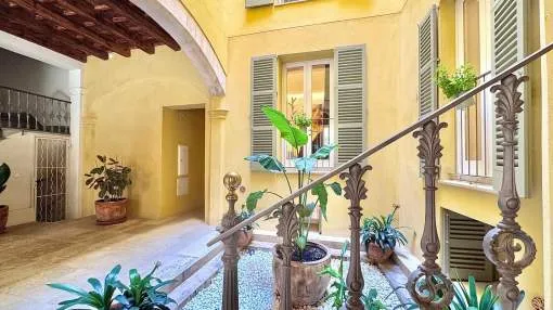 GROUND FLOOR DUPLEX APARTMENT IN THE OLD TOWN WITH TOP QUALITIES
