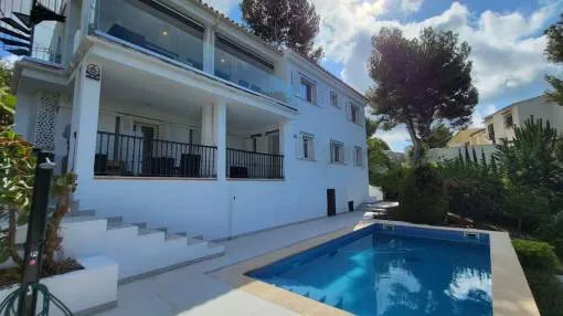 Renovated villa in Paguera with sea views Renovated villa in Paguera with sea views
