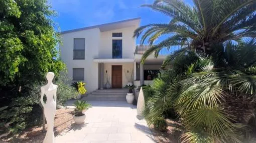 Mediterranean villa with pool in a quiet area of Sa Coma – just a few minutes’ walk from the beach Mediterranean villa with pool in a quiet area of Sa Coma – just a few minutes’ walk from the beach