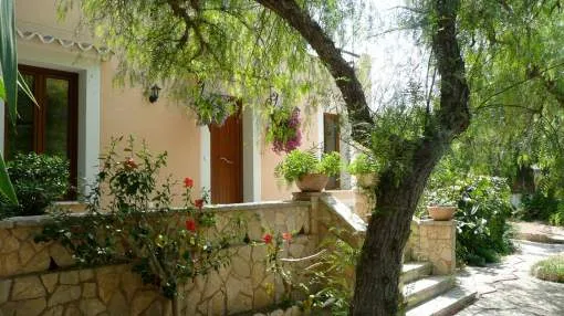 UNFURNISHED HOUSE. Rentals Mallorca: Refurbished village house within walking distace to the beach for rent in Portals Nous.