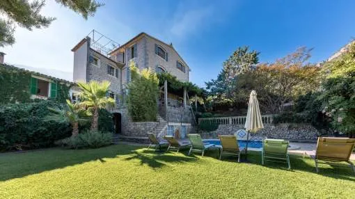 Beautiful property with holiday rental license in Sóller with views of the village and mountains Beautiful property with holiday rental license in Sóller with views of the village and mountains