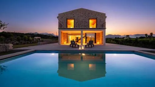 Exclusive new country house with own vineyard and pool Exclusive new country house with own vineyard and pool