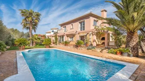 Charming Mediterranean-style villa in a tranquil location in Sa Torre Charming Mediterranean-style villa in a tranquil location in Sa Torre