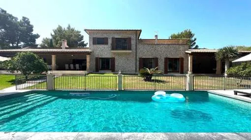 Mediterranean Charm in the Heart of Nova Santa Ponsa