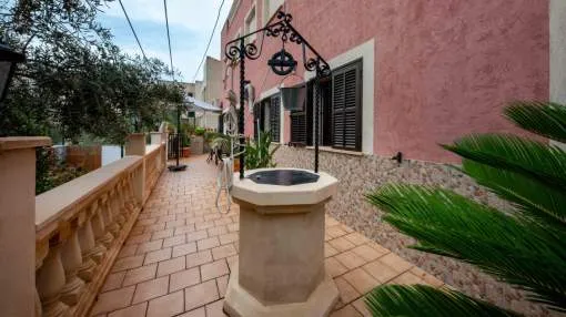 Spacious house with guest apartment, garden, and spectacular views for sale in Santanyi