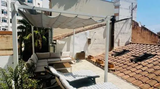 Bright townhouse penthouse in Santa Catalina