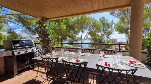 Sea view apartment just a short stroll away from the sandy Cas Catala beach and all amenities