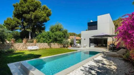 Contemporary villa with sea views in Portals Nous