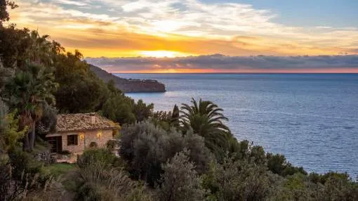 Traditional Mediterranean finca in a treasured location.